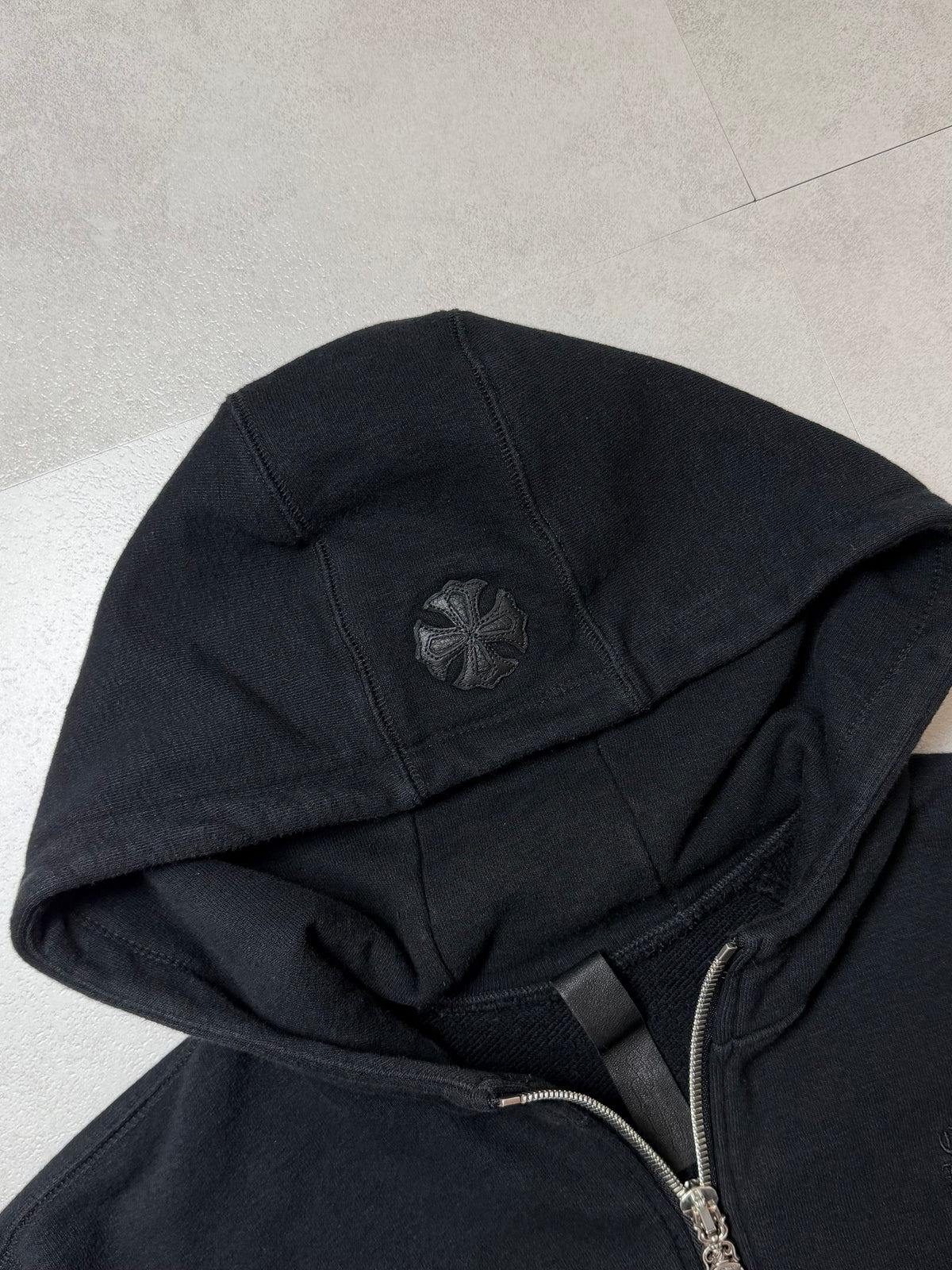 ChromeHearts Y NOT CHプラスレザーパッチ ZIPパーカー ブラック