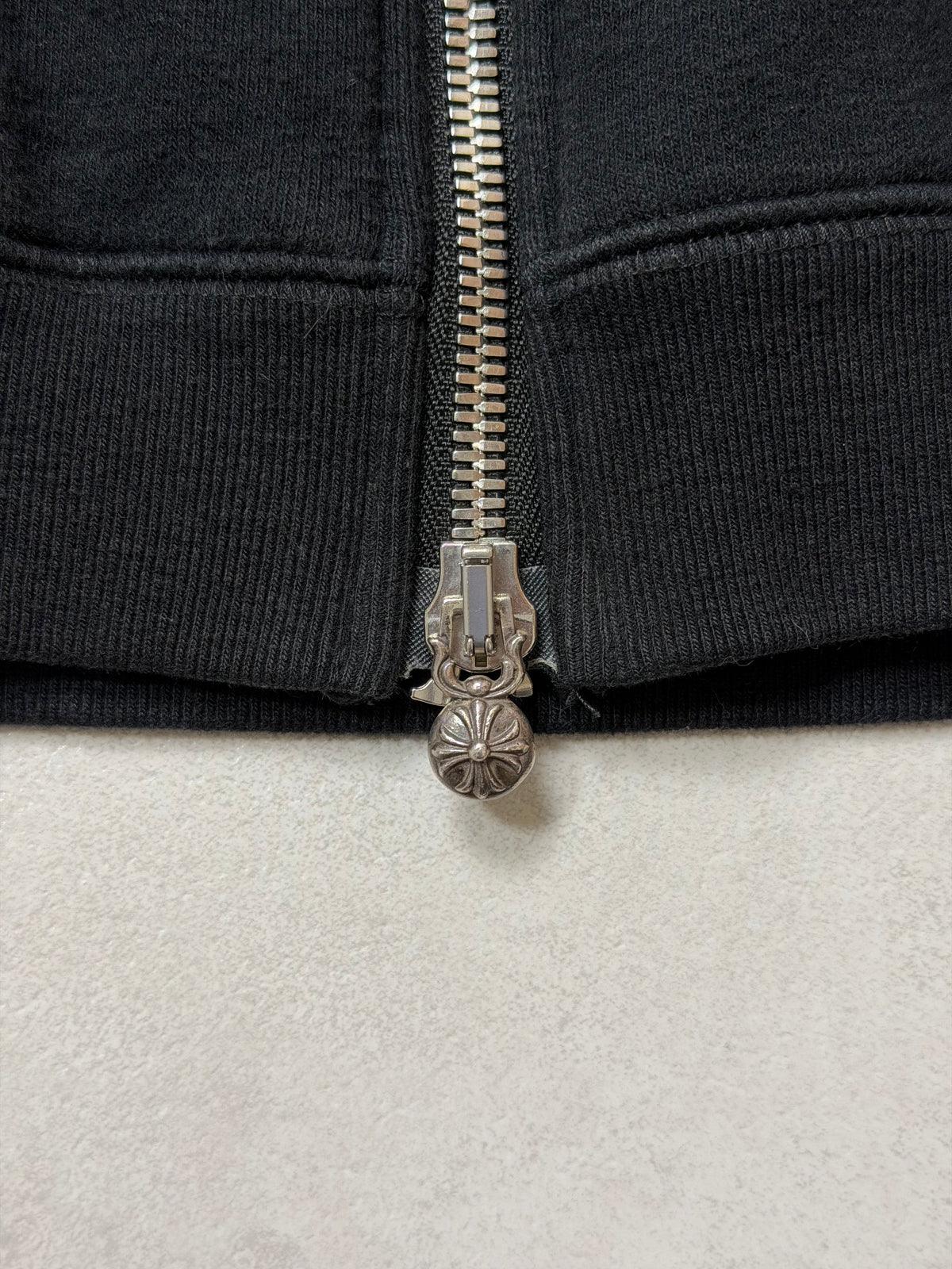 ChromeHearts Y NOT CHプラスレザーパッチ ZIPパーカー ブラック